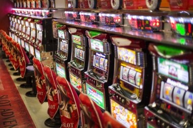 Slot games Mahjong Ways dan Gates of Olympus Antarmuka taruhan langsung zeus323 menampilkan slot games Mahjong Ways dan Gates of Olympus
